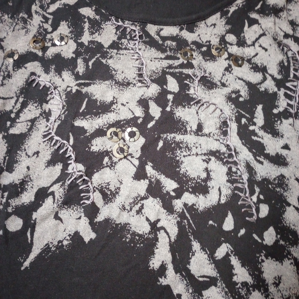 NWOT a.n.a. Black & Gray Tunic - Picture 8 of 8